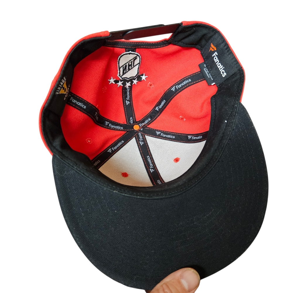 New Era Chicago Blackhawks NHL Snap Back Hat Perfect Condition - Picture 6 of 6